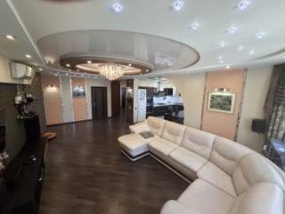 3-комн., 141 м², 7/9 этаж