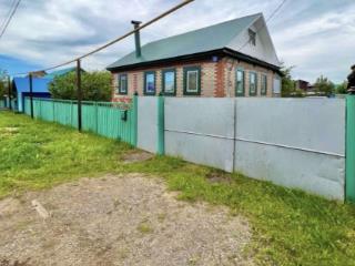 Купить дом в районе Земляничные холмы в Южно-Сахалинске, продажа недорого