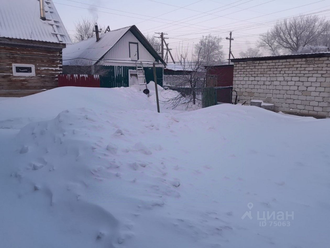 Купить дом на улице Новостройки в поселке Солнечном в Алейском районе — 38  объявлений о продаже загородных домов на МирКвартир с ценами и фото