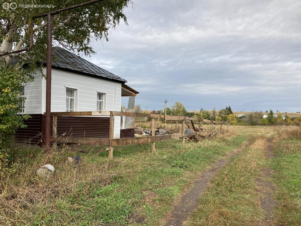 Купить дом в селе Старые Бурасы в Базарно-Карабулакском районе в Саратовской  области — 18 объявлений о продаже загородных домов на МирКвартир с ценами и  фото