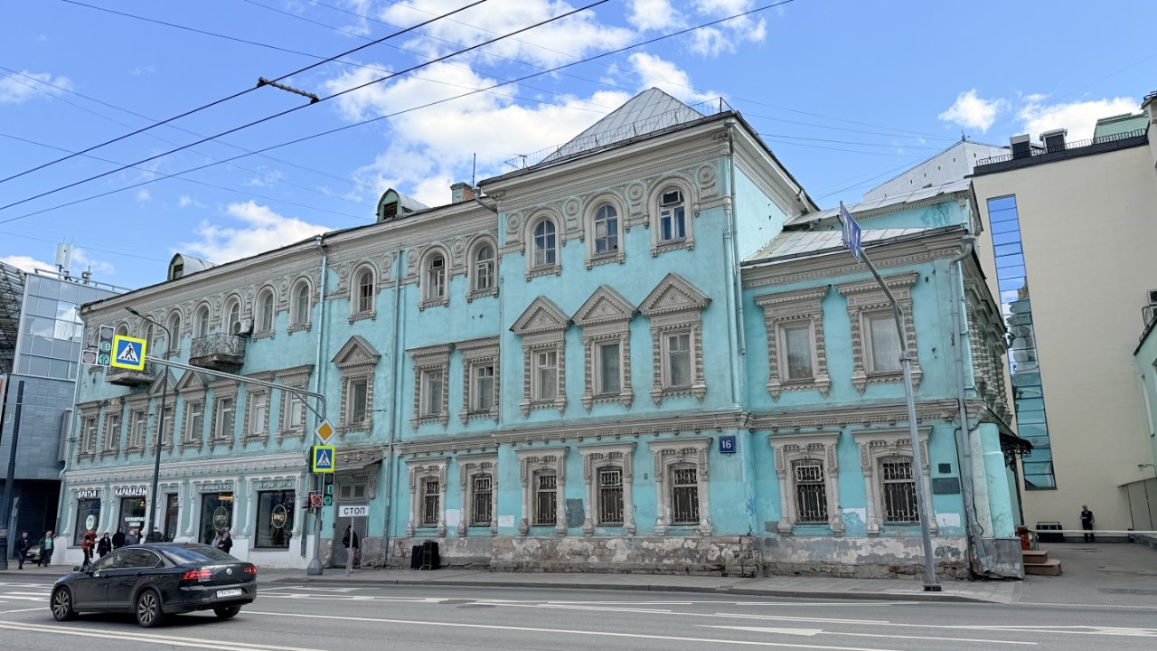 Дочь купца Анна Монс, которой приписывают дом, была моложе Петра I на 3 года. Фото: Мир Квартир